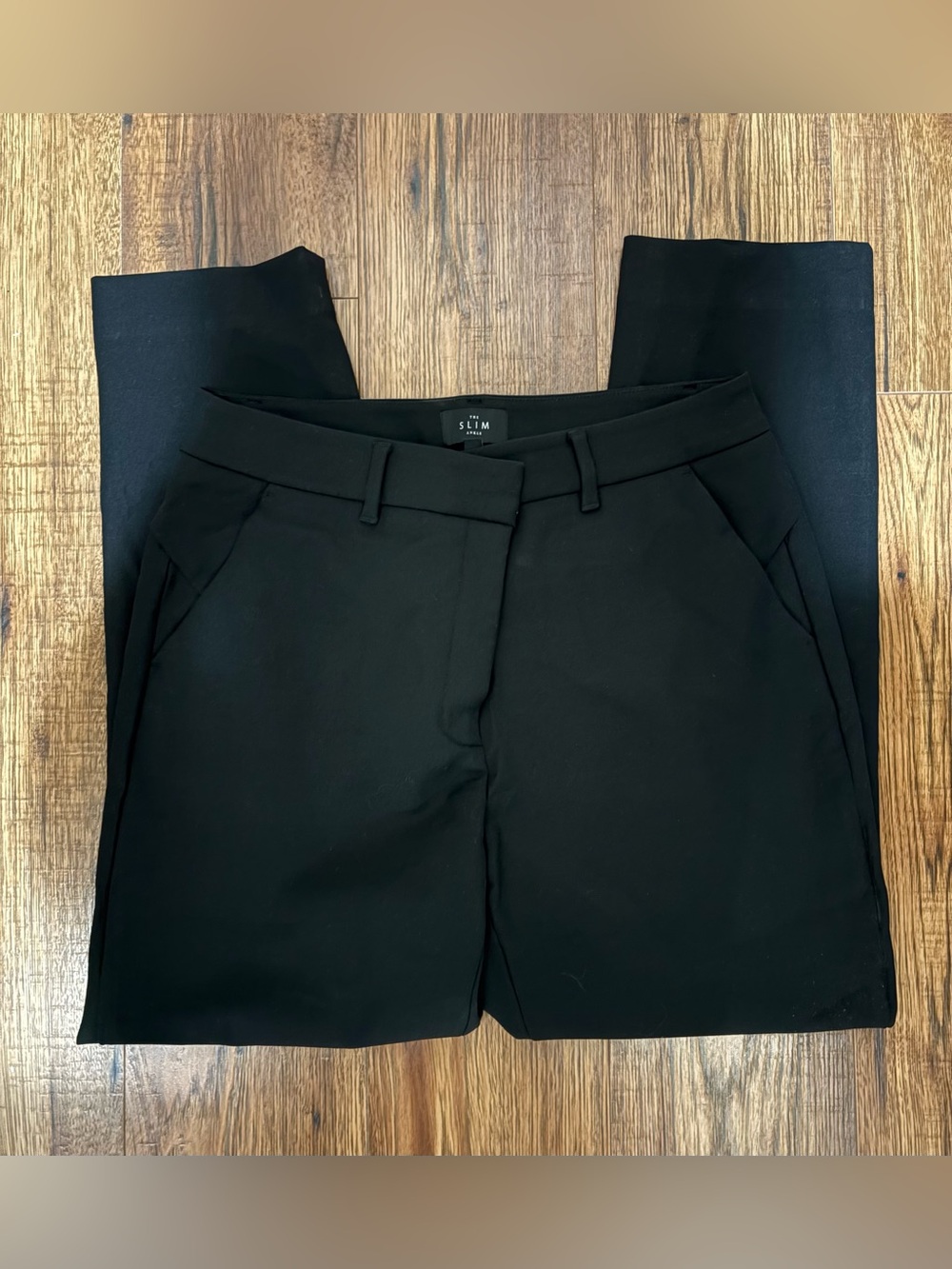 White House Black Market The Slim Ankle Black Dress Pants Size 6